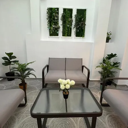 Apartment Dream Maday *